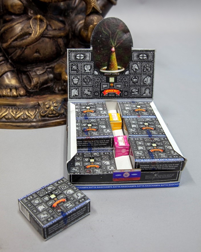 Satya Sai Baba (BNG) Satya (BNG) Super Hit Cone Incense YL027