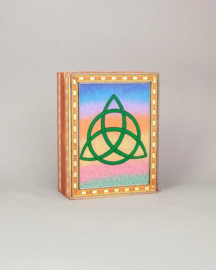 India Arts Celtic Triquetra Box With Stone Inlay JL437
