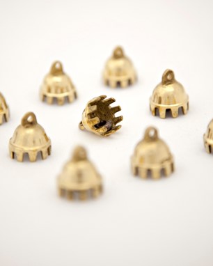 Wholesale handmade 1" Brass Claw Bells from India Arts