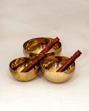 Seven Metal Singing Bowl Set With Mallets