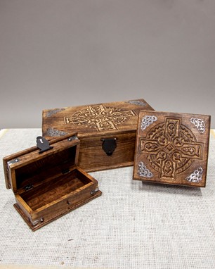 Wholesale Large Celtic Cross Box Set With Metal Accents from India Arts
