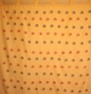 Ribbed Short Curtain With OM