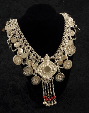 Necklace With Mirrors