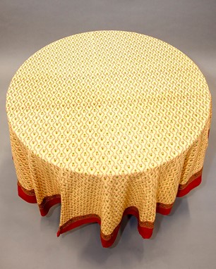 Tablecloth With Small Buti Design