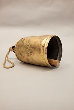 Wholesale 12 Inch Tin Bell With Wood Striker on Jute Cord