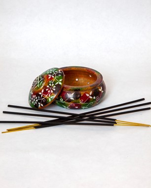 Wholesale Handmade Round Tie Dye Soapstone Incense Burner from India Arts