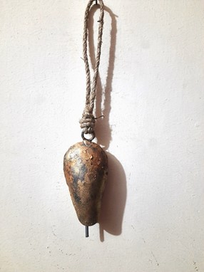 Wholesale Handmade Tulip Shaped Bell With Jute from India Arts
