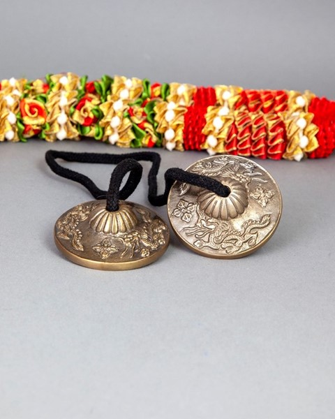 Seven Metal Tingsha On A Cord BF005