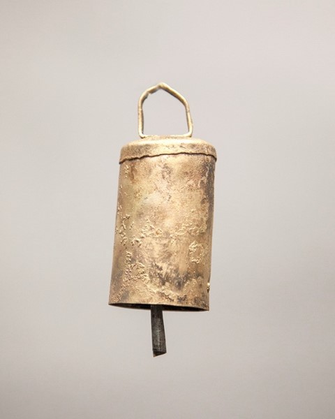 India Arts 3.5 Inch Tin Bell With Metal Striker TL004