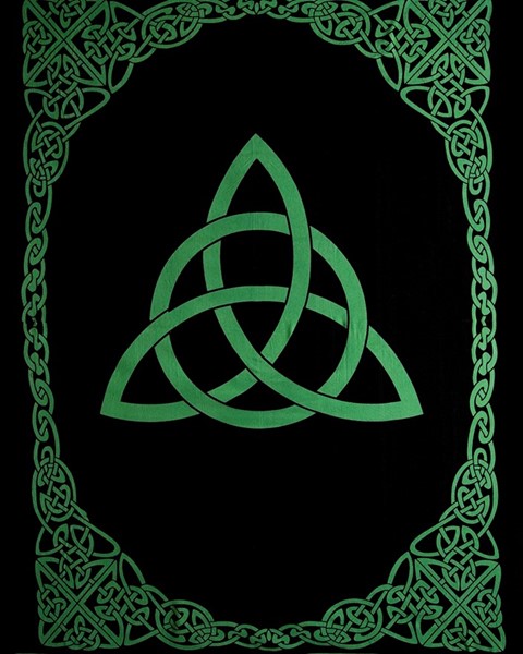 India Arts Heavy Triquetra Tapestry W/Fringe 043-02
